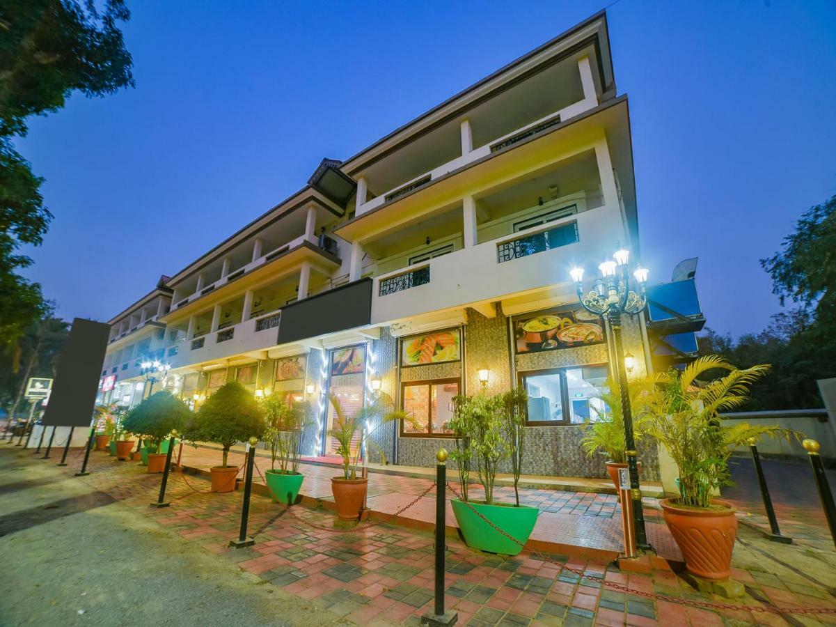 The Avenue Orlim Aparthotel กาเวลอสซิม ภายนอก รูปภาพ